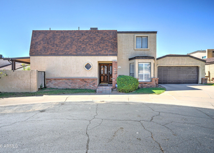2511 E Shaw Butte Drive - Photo 1
