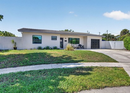 308 Se 2nd Street - Photo 1