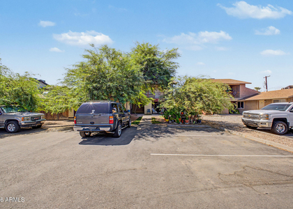 737 W 1st Avenue - Photo 1