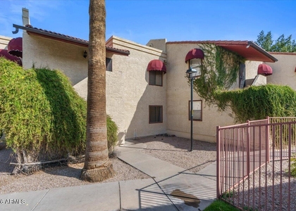 2515 N 52nd Street - Photo 1