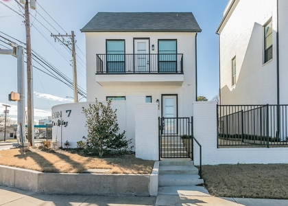682 W Main Street - Photo 1