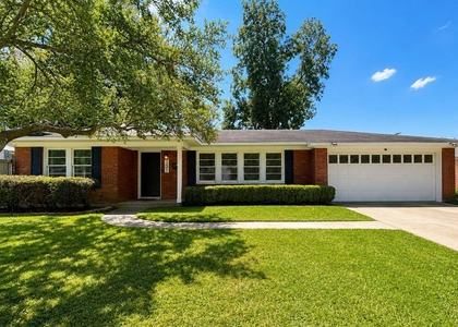 131 Carroll Street - Photo 1