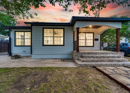 4728 Houghton Avenue - Photo 1