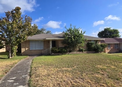 1623 Heather Glen Drive - Photo 1