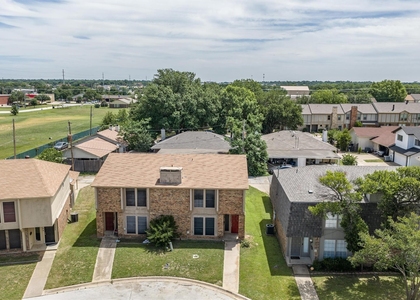 2205 Chase Court - Photo 1