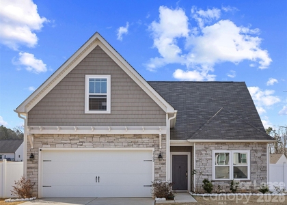 2502 Waverly Drive - Photo 1