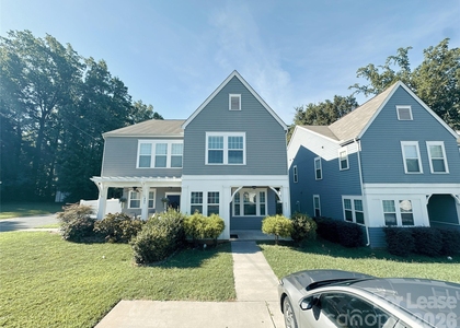 807 Mcarthur Avenue - Photo 1