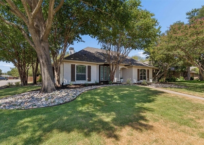 901 Autumn Lake Drive - Photo 1