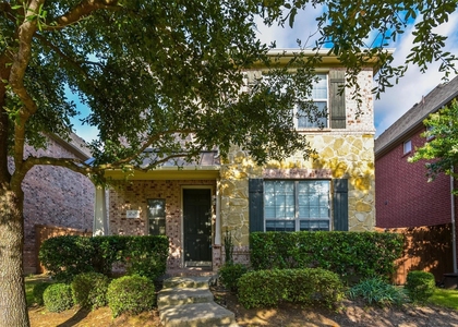 1707 Coronado Street - Photo 1