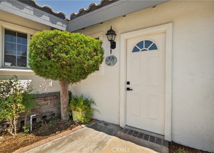 1837 1/4 Vallecito Drive - Photo 1