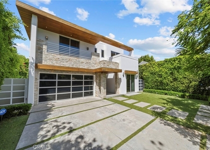 633 N Laurel Avenue - Photo 1