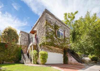 3211 Kenneth Drive - Photo 1