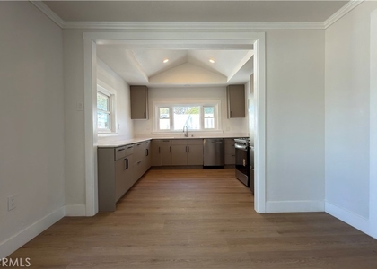 2315 Berry Street - Photo 1