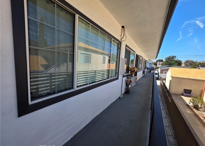 1035 Western - Photo 1