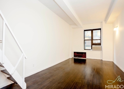 43 W 16th Street - Photo 1