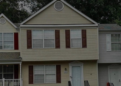 309 Westminster Lane - Photo 1