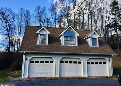 9078 Garage Apt Knoll Run Lane - Photo 1