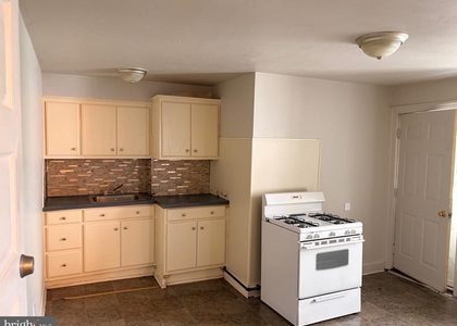424 Smith Street - Photo 1