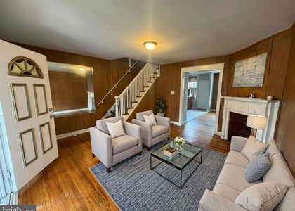 6604 N Uber Street - Photo 1