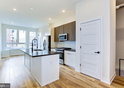 2010 Amber Street - Photo 1