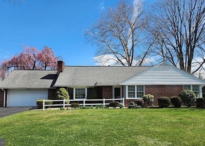 1976 Sterling Place - Photo 1