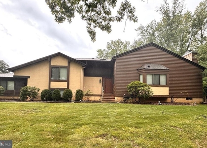 173 Sayre Drive - Photo 1