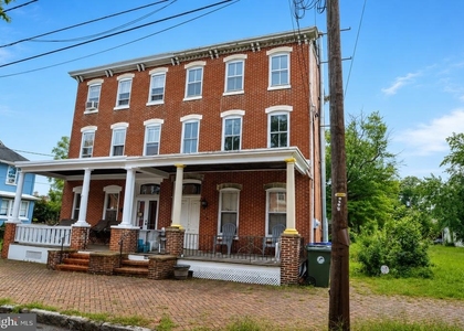 316 Union Street - Photo 1