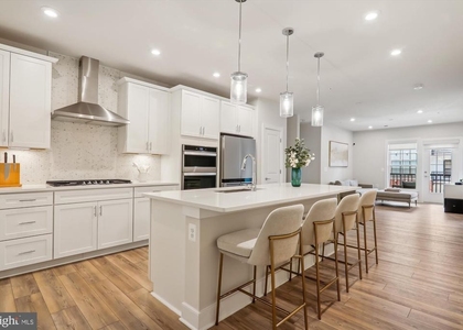 104 Saint Ives Place - Photo 1