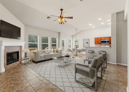 1216 Willowbrook Dr - Photo 1