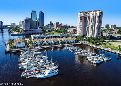 400 E Bay Street - Photo 1