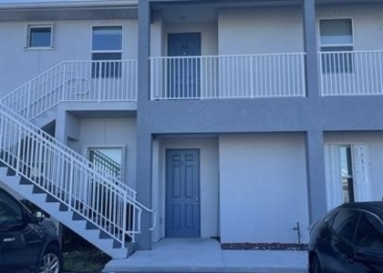 319 Nicholas Parkway W - Photo 1