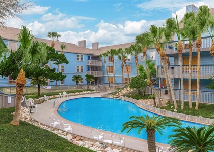 8100 Seawall Boulevard - Photo 1
