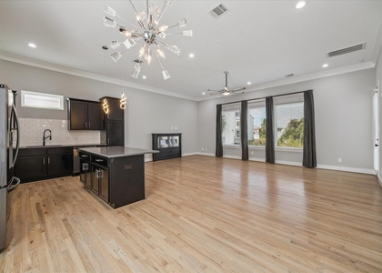 1544 W 23rd Street - Photo 1