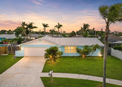 1172 Bay Drive E - Photo 1