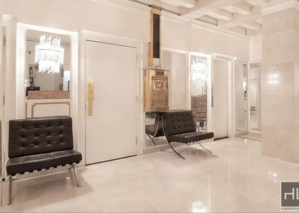 West 58 Street - Photo 1