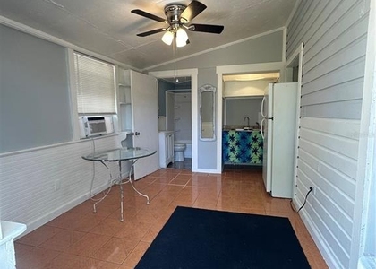 310 Spring Court - Photo 1