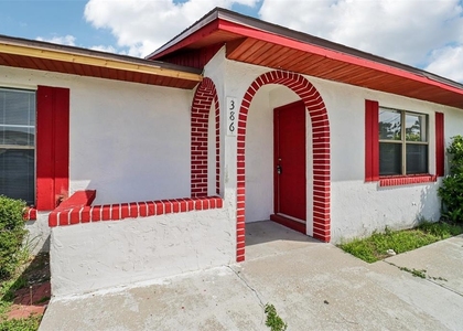 386 Cocoa Court - Photo 1