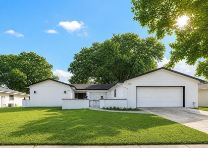 621 Ashberry Lane - Photo 1
