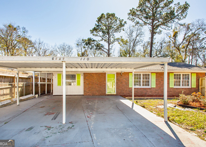 110 Kentshire Avenue - Photo 1