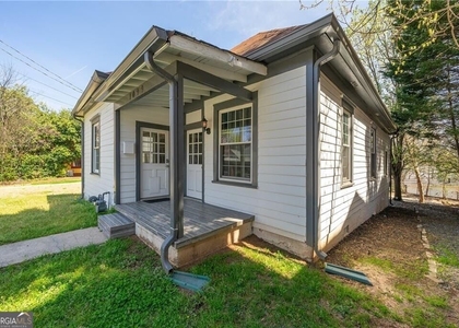 1099 Center Street Nw - Photo 1