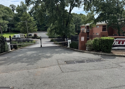 250 Little Street - Photo 1