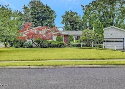 224 Howard Avenue - Photo 1
