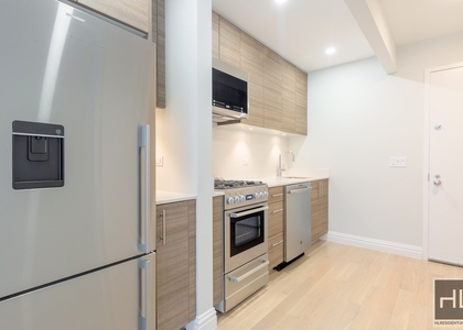 West 48 Street - Photo 1
