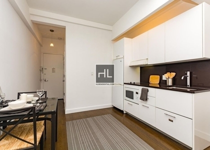 West 91st Street - Photo 1