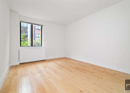 West 53 Street - Photo 1