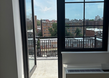 Northern Boulevard - Photo 1