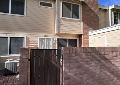 625 S Westwood -- - Photo 1