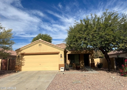 17442 W Watson Lane - Photo 1