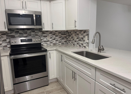 5620 Nw 61st Street - Photo 1