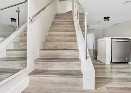 1861 Ne 15th Avenue - Photo 1